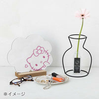 Hello Kitty Wire Flower Vase
