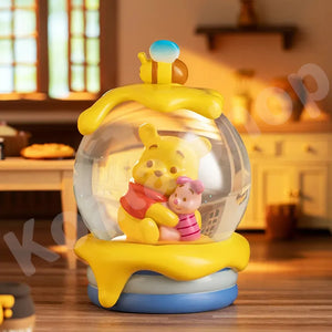 Winnie the Pooh Sweet Embrace Snow Globe