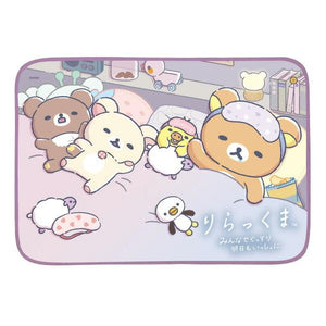 Rilakkuma Fluffy Blanket - Relaxing in Bed